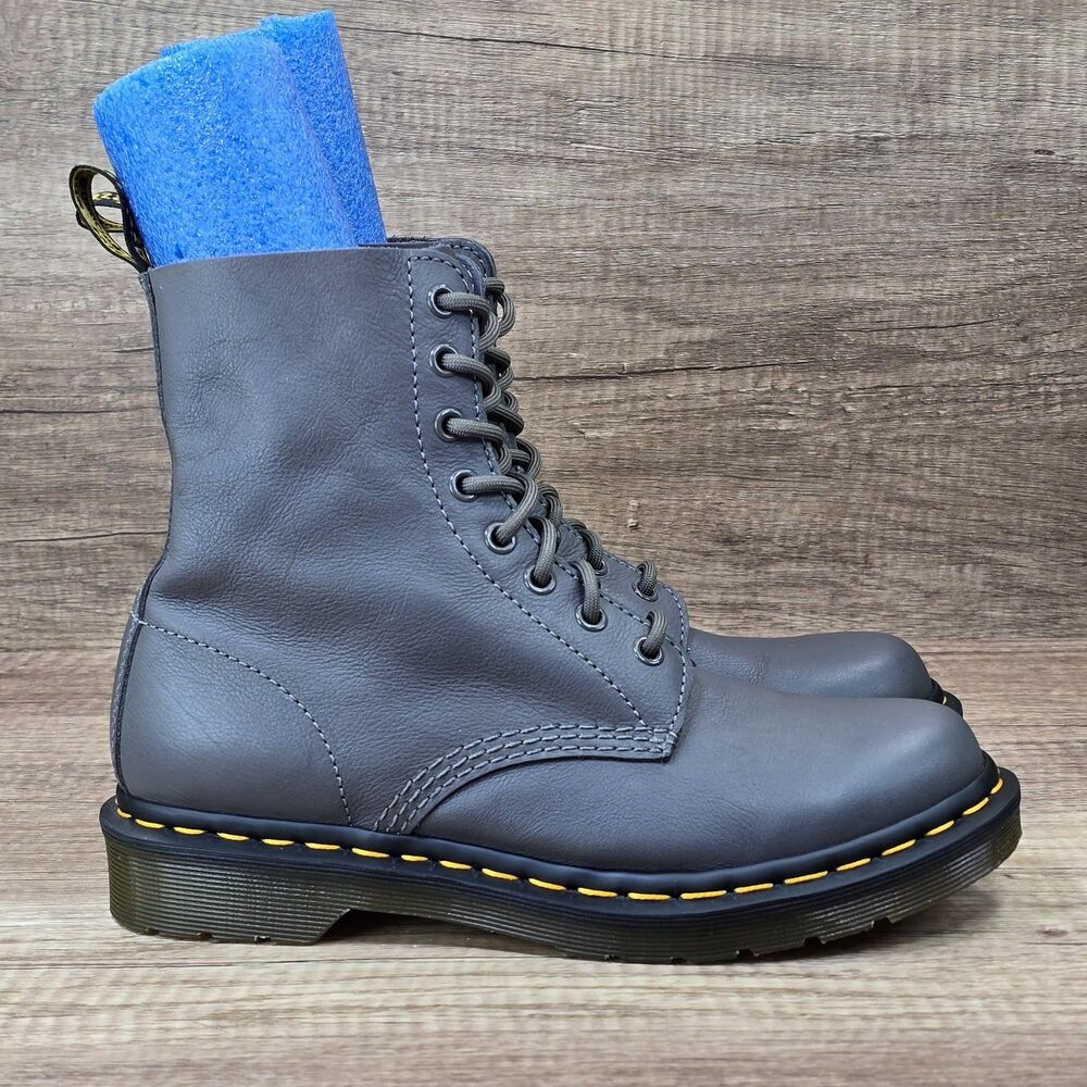 Dr. Martens 1460 Pascal 8 Eye Women's Size 8 Gray Leather Combat Boots NEW
